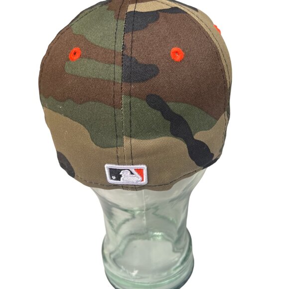 New Era San Francisco Giants Camo Hat with Orange Logo NWOT - Picture 3 of 5